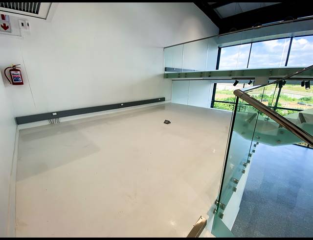 352M² SHOWROOM FOR SALE IN UMHLANGA RIDGE